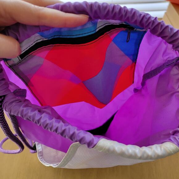 Nike Drawstring Backpack Bag Purple Gray Sports Practice Gym Workout Inner Zip - Picture 4 of 7